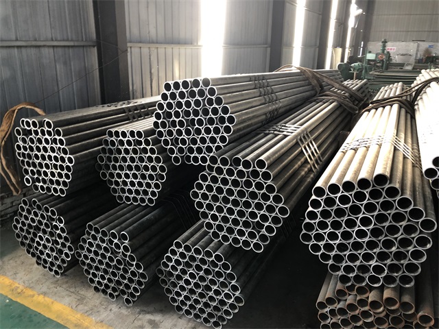 包头小口径厚壁无缝钢管
