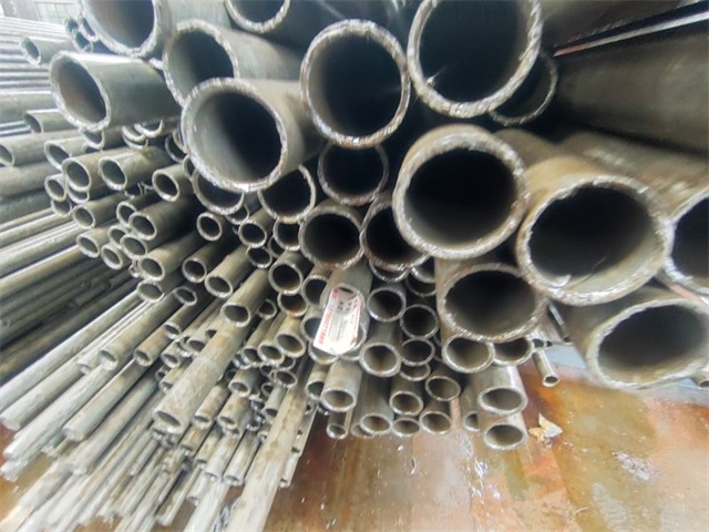 包头大口径精密无缝钢管