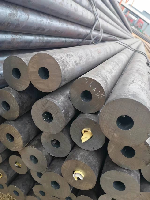 包头Q345E无缝钢管