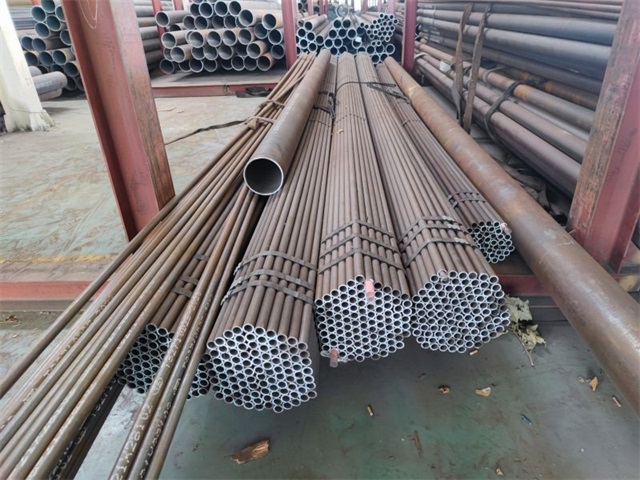 包头15crmog无缝钢管