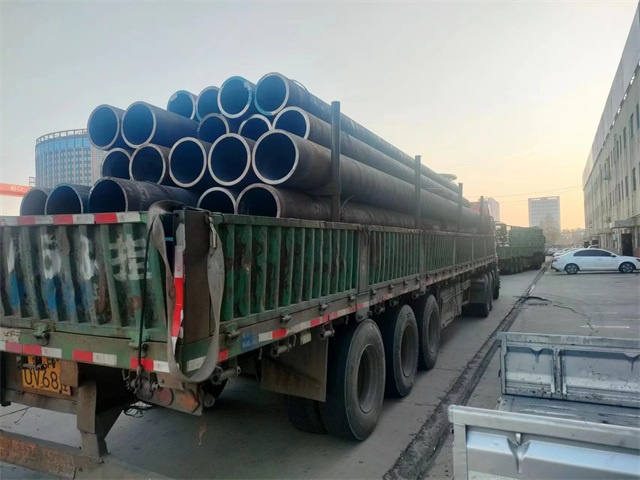 包头45#结构无缝钢管